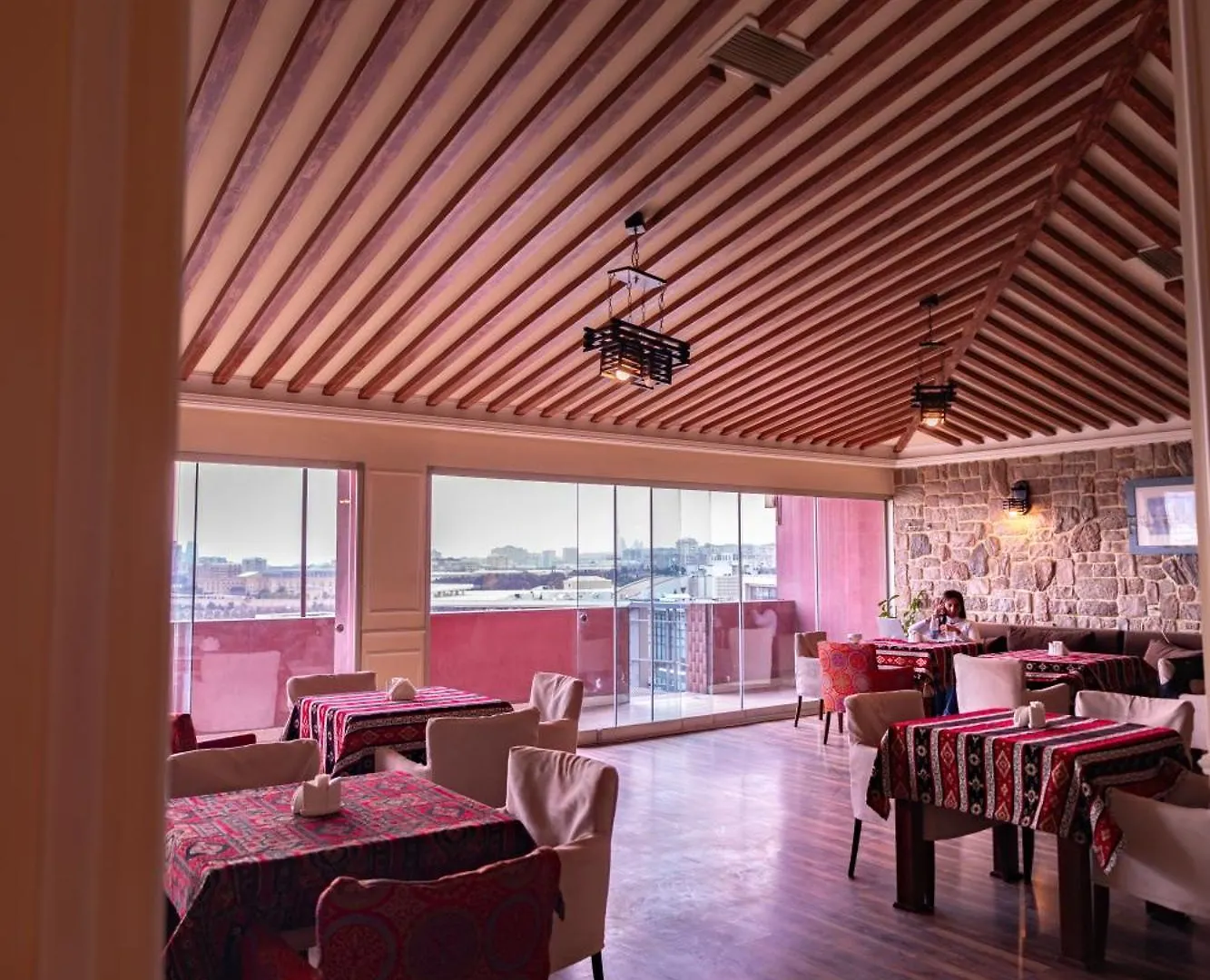 Secret Hotel Baky